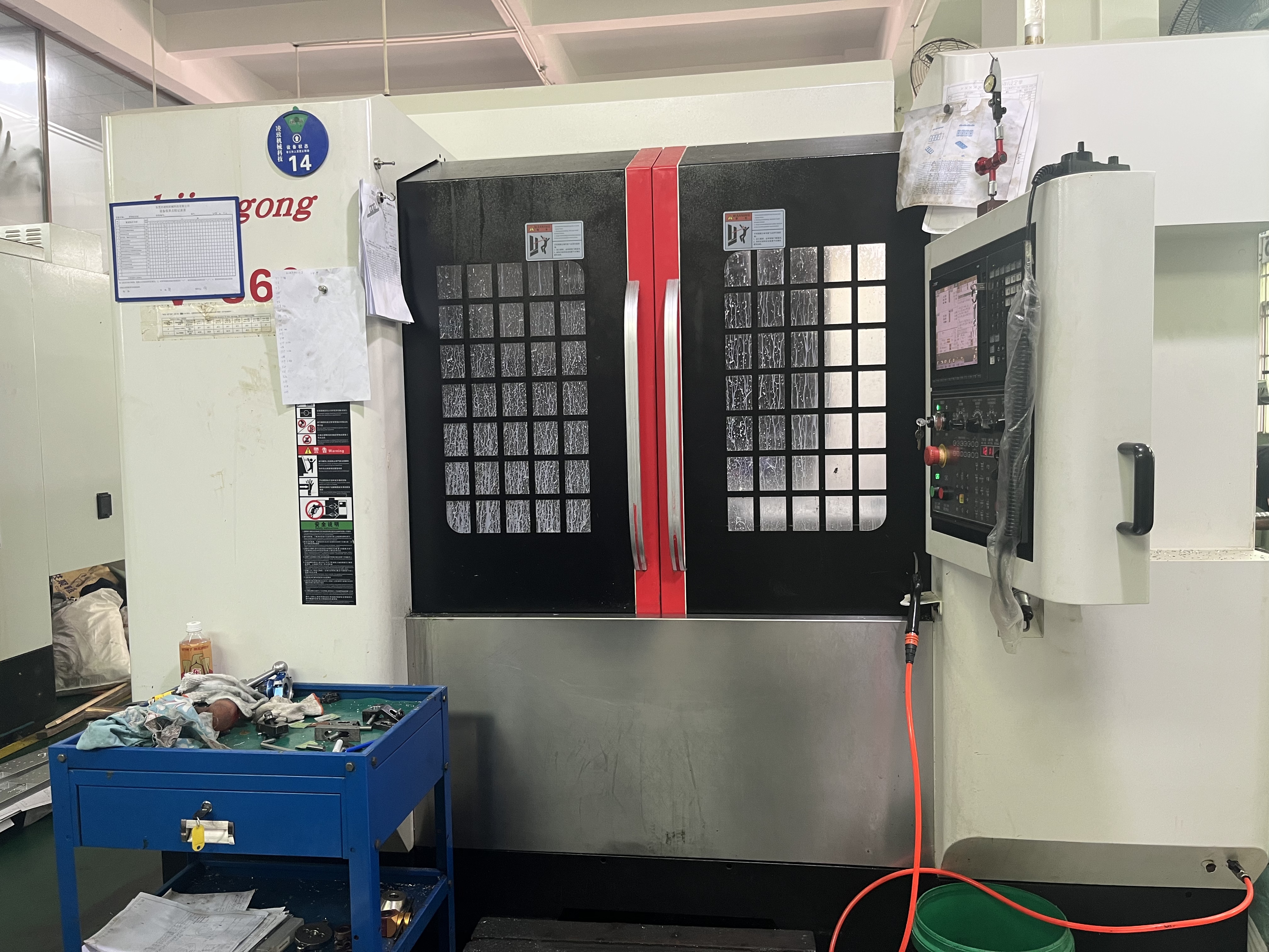 DGSDK CNC lathe equipment